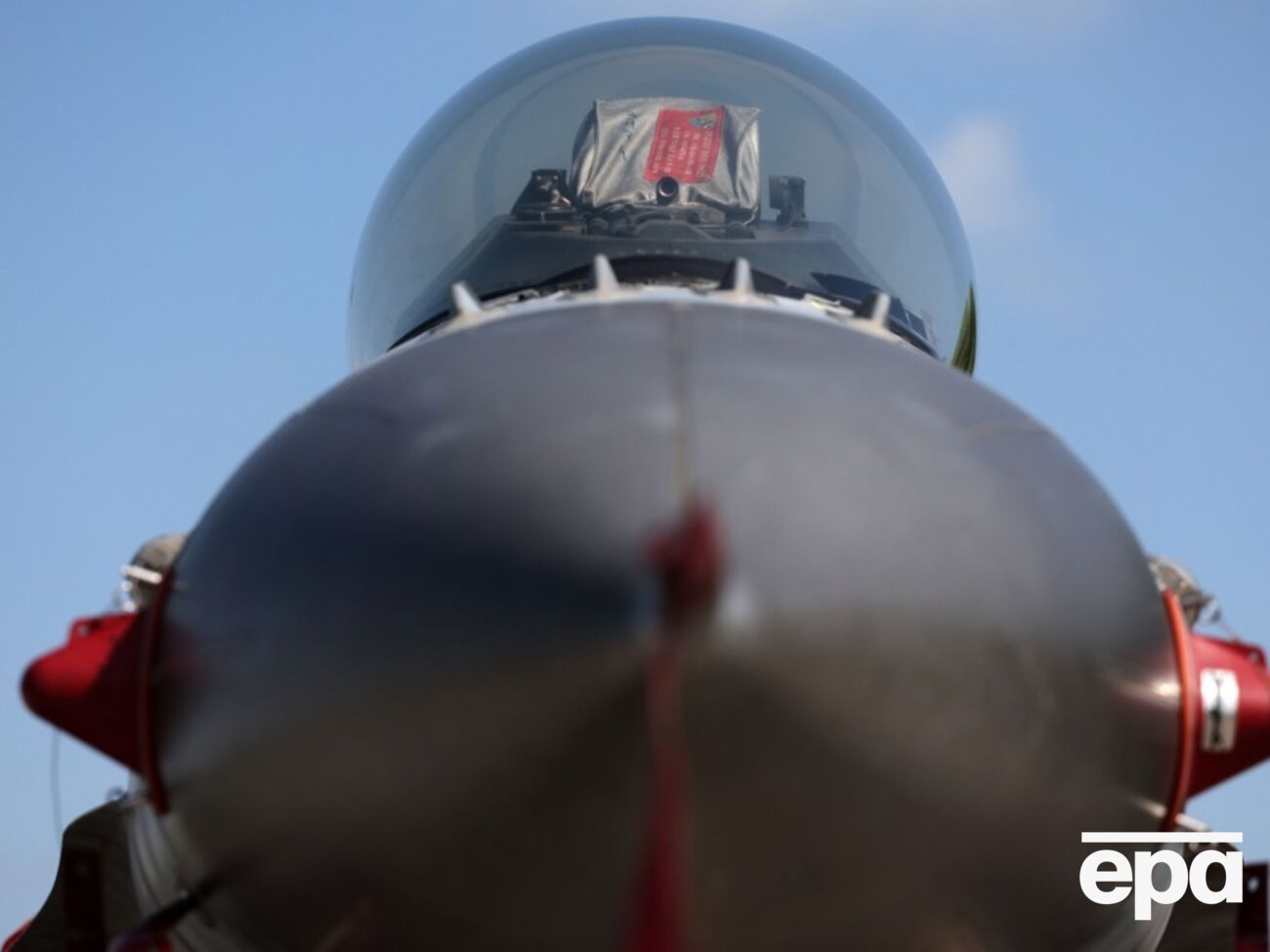 США схвалили передання Україні американських винищувачів F-16 від Данії й Нідерландів після завершення навчання українських пілотів