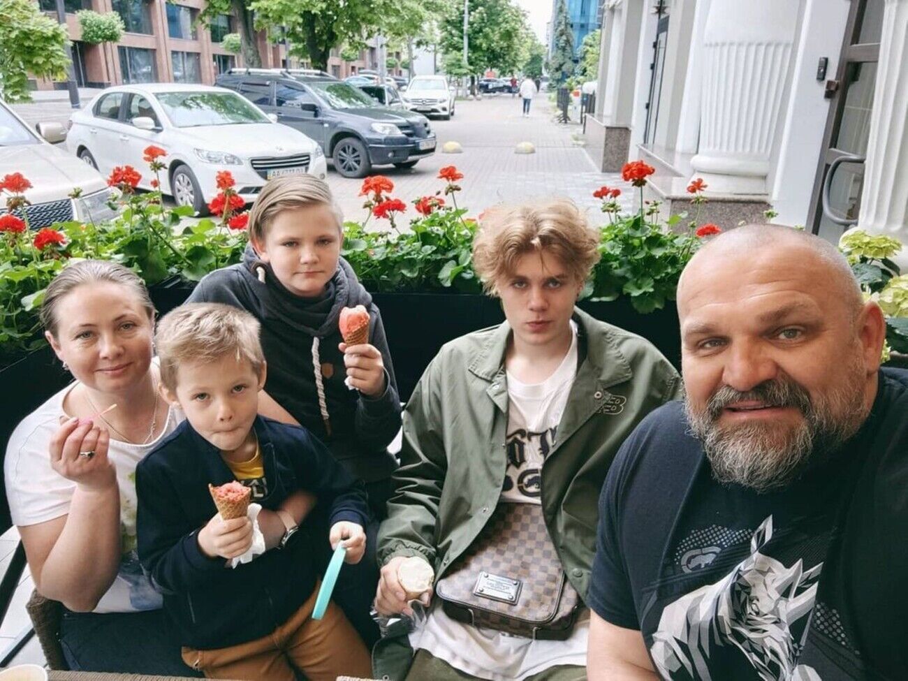 Вирастюк хочет, чтобы после развода сыновья жили с ним