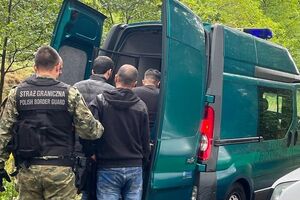 Для повернення підозрюваних Україна має видати міжнародний ордер на арешт кожного з них