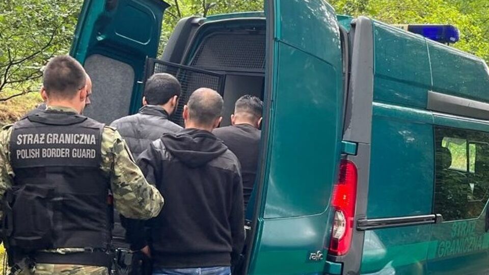 Для повернення підозрюваних Україна має видати міжнародний ордер на арешт кожного з них
