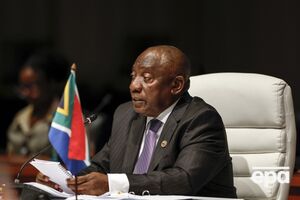 Рамафоса заявил, что обвинения США оказали "разрушительное воздействие на экономику Южной Африки и ее положение в мире"