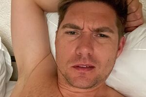 Остапчук отреагировал на вопрос о любви с первого взгляда