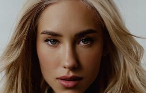 Квиткова сопроводила свой пост поэтическими строками