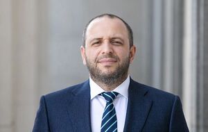 Умеров ушел в отставку из ФГИУ