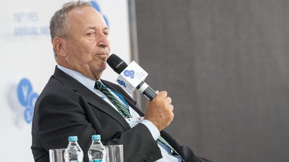 Саммерс: Я аплодирую всем, кто распространял "план Маршалла" на Украину