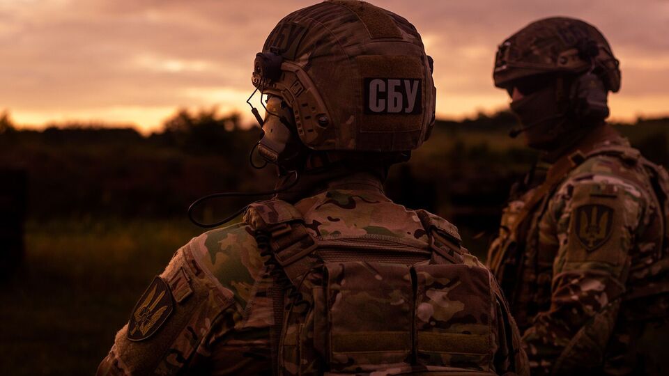 Контрразведка СБУ и десантники взяли боевика в плен