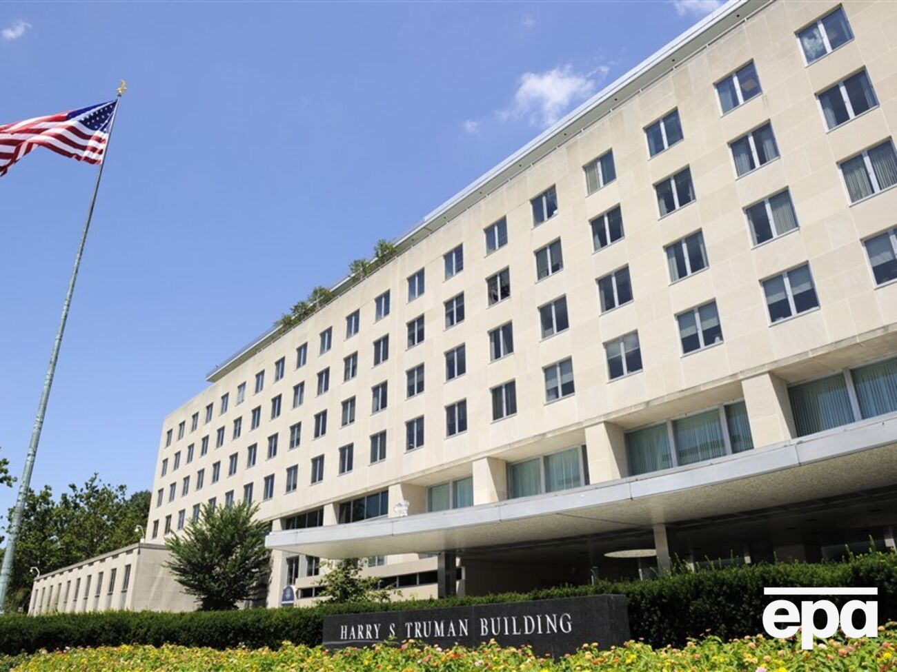 У Держдепі заявили, що РФ через санкції США була змушена "відчайдушно шукати зброю" по всьому світу
