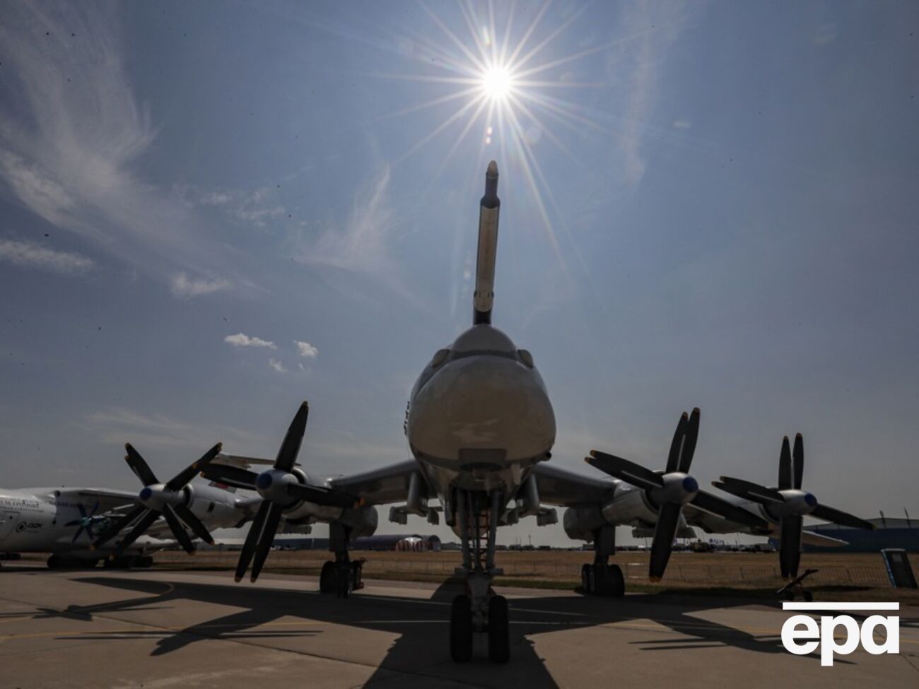 Российские бомбардировщики с выложенными шинами все равно будут видны с воздуха под инфракрасными камерами, отметили CNN эксперты