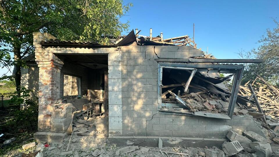 Оккупанты ударили по предприятию в Запорожье, двое раненых