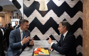 Блинкен выразил уверенность, что Кулеба в молодости не часто страдал от похмелья