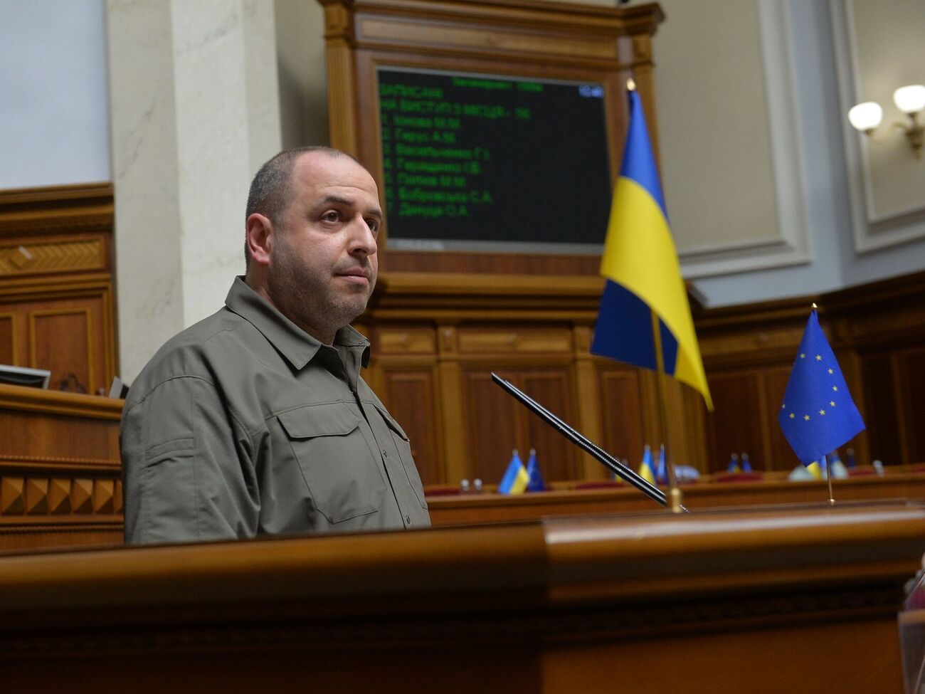 6 вересня ВР призначила Умєрова міністром оборони