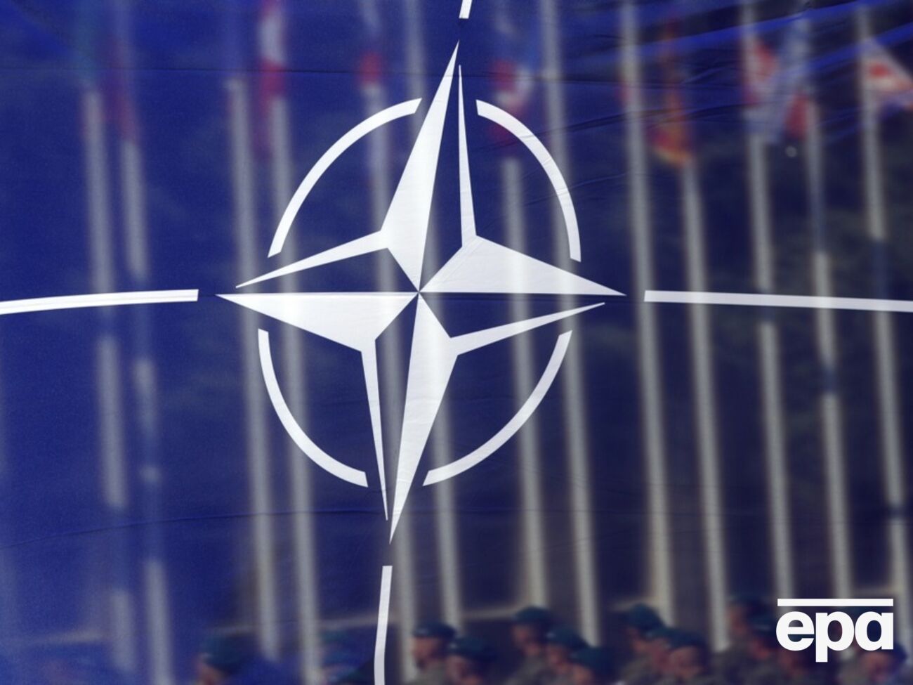 У НАТО заявили, що продовжують стежити за ситуацією і підтримують тісний контакт із Румунією