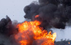 Андрющенко рассказал о прилетах в Мариуполе и рядом с ним