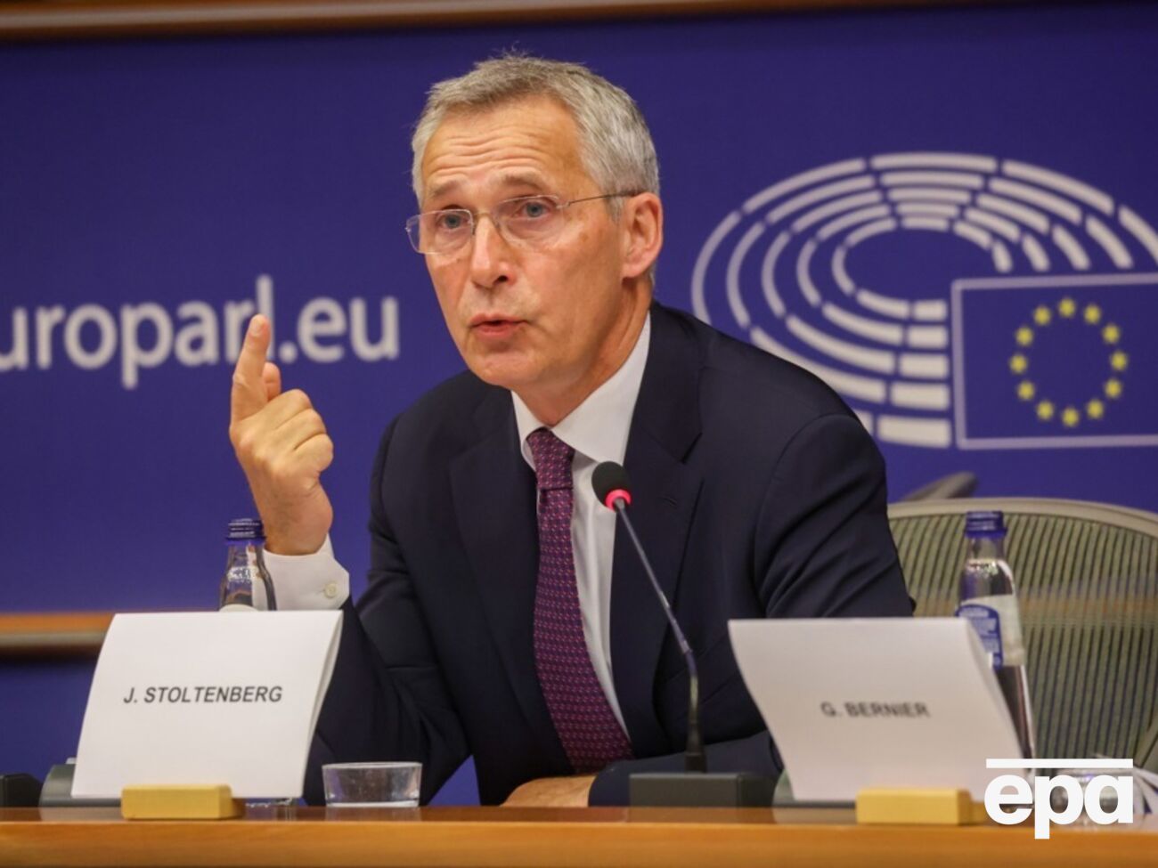 Генсек НАТО: Ми уважно стежимо за тим, що відбувається поблизу наших кордонів