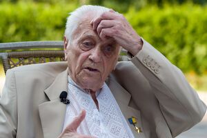 Американцы "любят наглых", отметил Хмара