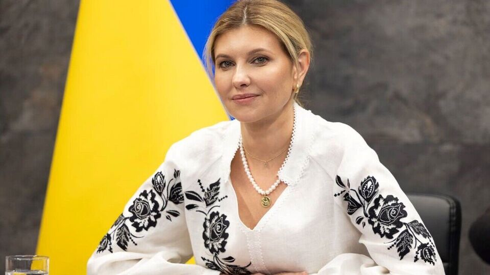 Зеленська не коментує зміни у своєму образі