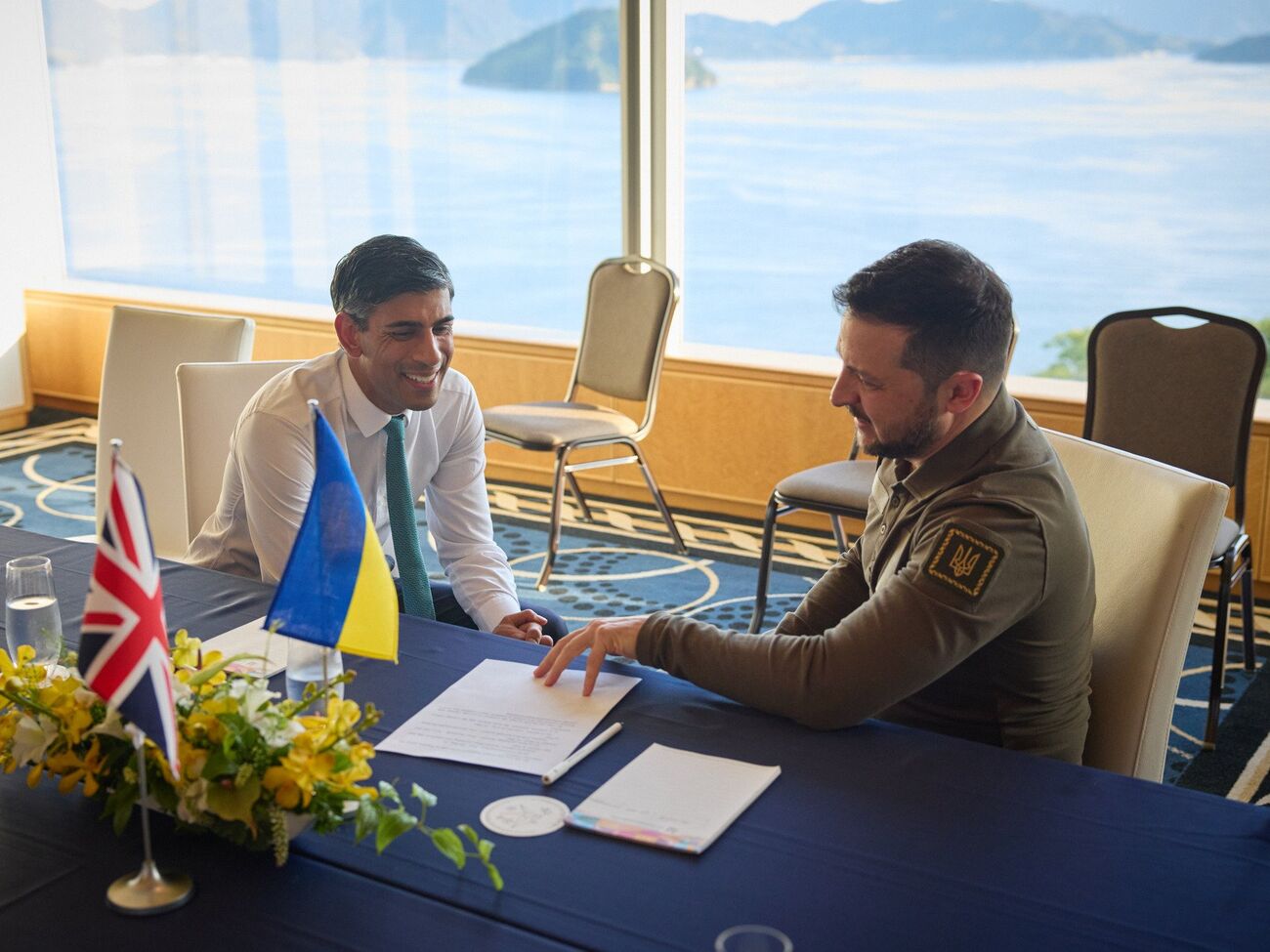 Щоб гарантувати безпеку судноплавства, Україна потребує суттєвого посилення системи ППО Одеської області, зазначив Зеленський у розмові із Сунаком