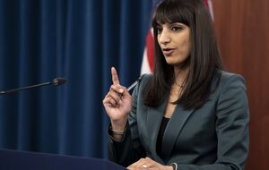 Остин поговорит с Умеровым "очень скоро", уверена Сингх (на фото)