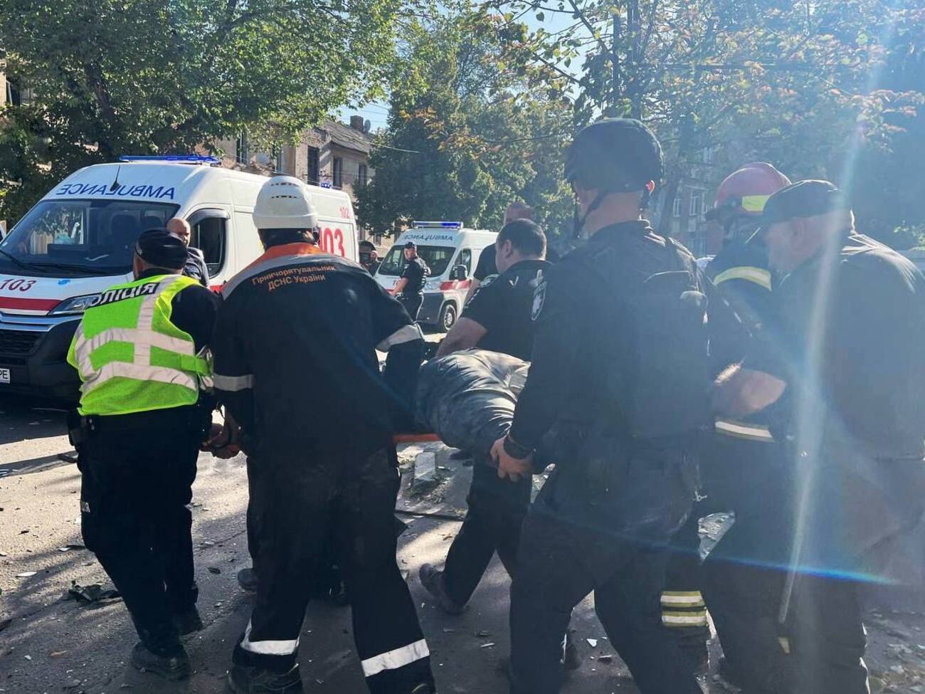 Російські окупанти зруйнували одну з адмінбудівель поліції