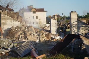 Российские оккупанты утром 8 сентября нанесли удар по жилому сектору Сум