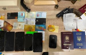 Неизвестные хакеры атаковали сайты "Единой России" накануне выборов в РФ