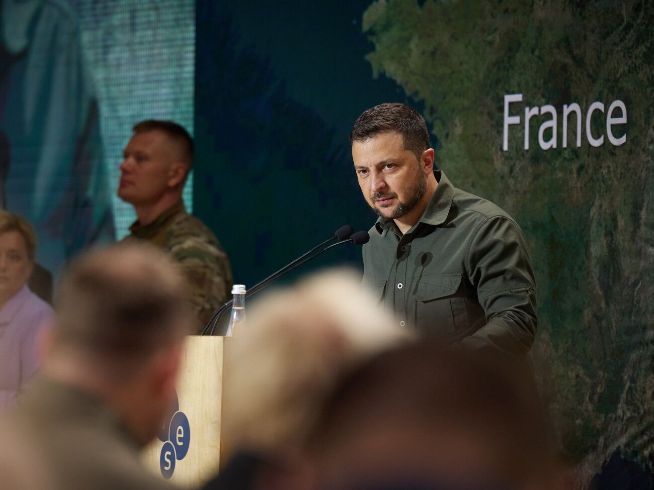 Зеленський визнав, що війна в Україні "вповільнюється"