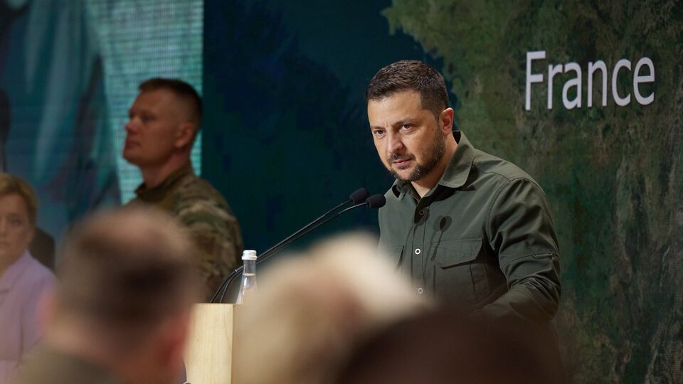 Зеленский признал, что война в Украине "замедляется"