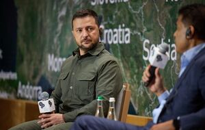 Украина готова выслушать предложения партнеров по пунктам формулы мира, отметил Зеленский