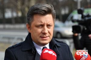 По словам Дворчика, вопрос предоставления согласия на эксгумацию жертв Волынской трагедии решают слишком медленно