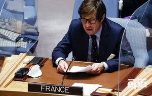 Ривьер: Франция не будет признавать результаты этих псевдовыборов, которые никоим образом не являются волеизъявлением украинского народа