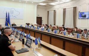 Кабмин уменьшил перечень оснований, на которых госзаказчики могут не идти через конкурентные торги, а подписывать контракты напрямую