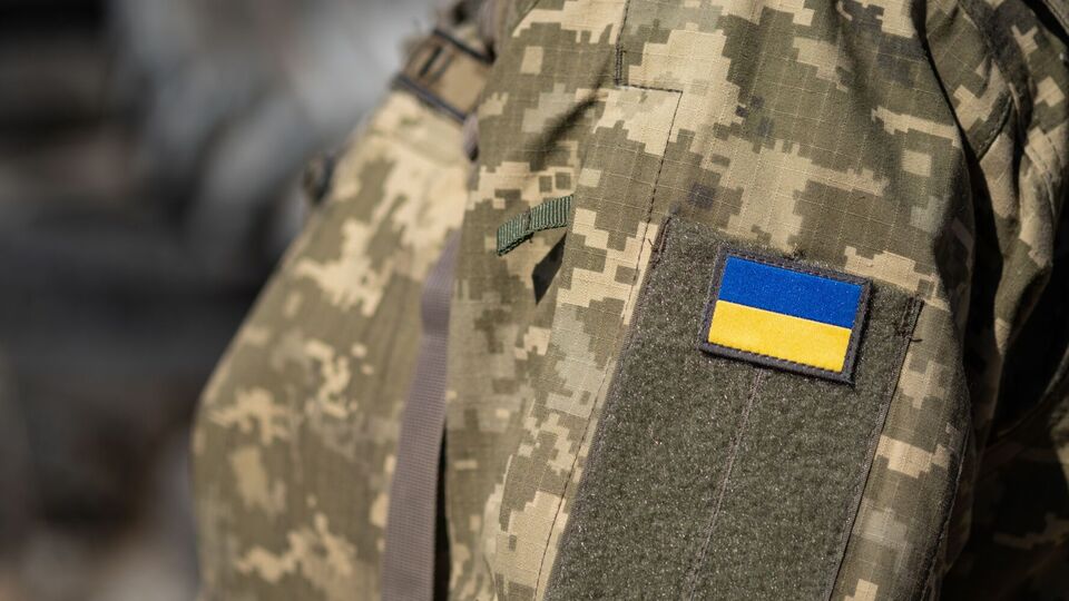 Проект предлагает наказывать за оскорбление военных штрафами, общественными работами и админарестом