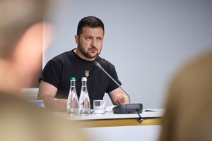 Зеленський привітав українців із Днем фізкультури та спорту і Днем українського кіно