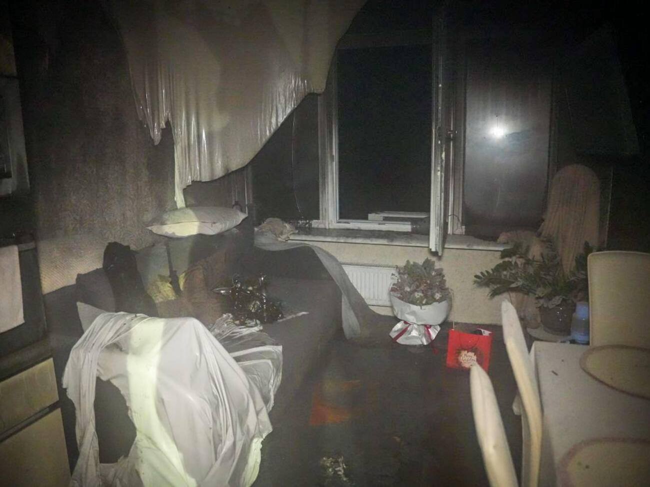 Один из ударов пришелся на многоквартирный дом