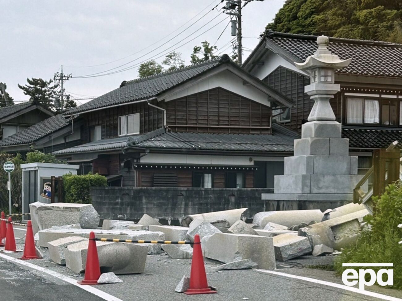 В некоторых районах префектуры Исикава обрушилось множество домов