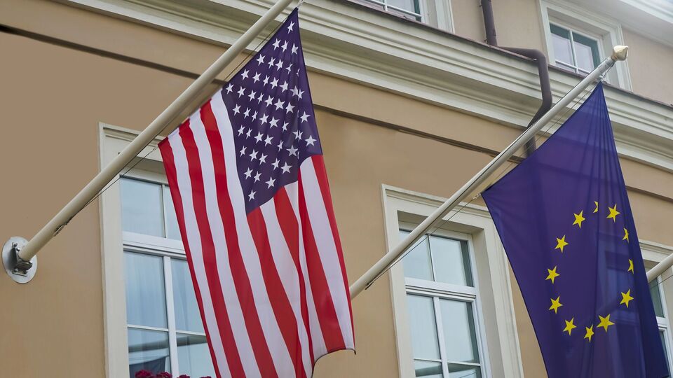 Financial Times уверены, что ЕС и США будут и дальше поддерживать Украину