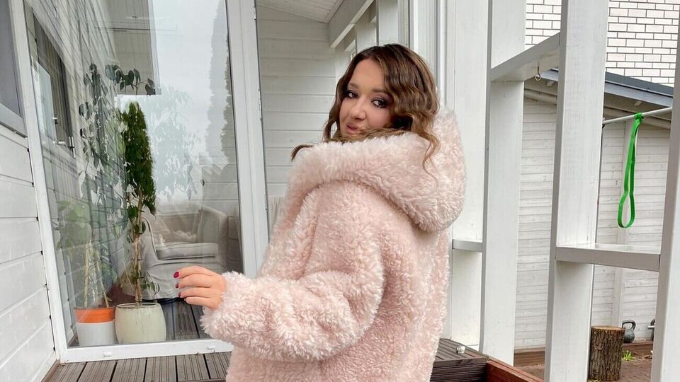 Могилевская полтора года назад удочерила двух девочек