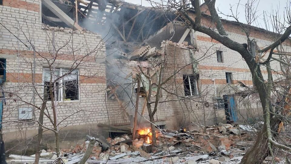 Вражеский БПЛА попал в жилой двухэтажный дом в Эсманьской общине, отметили в Сумской ОВА