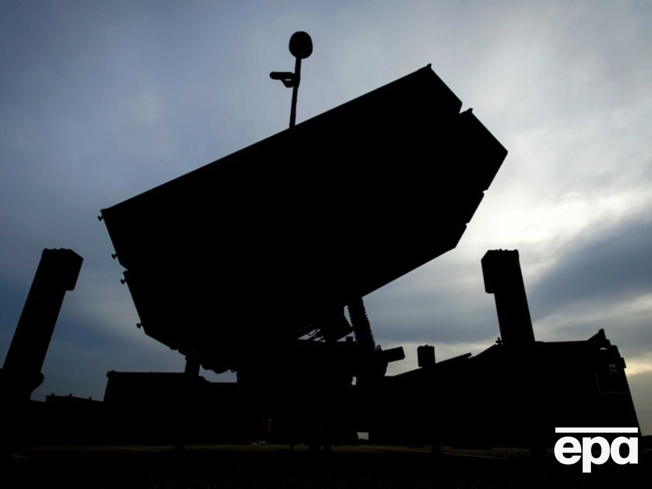 Зеленский выразил благодарность Трюдо за поставку дополнительных NASAMS – систем ПВО и ракет к ним