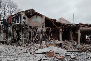 Детский лечебный центр в Харькове получил серьезные повреждения в результате ракетной атаки россиян. Синегубов показал фото