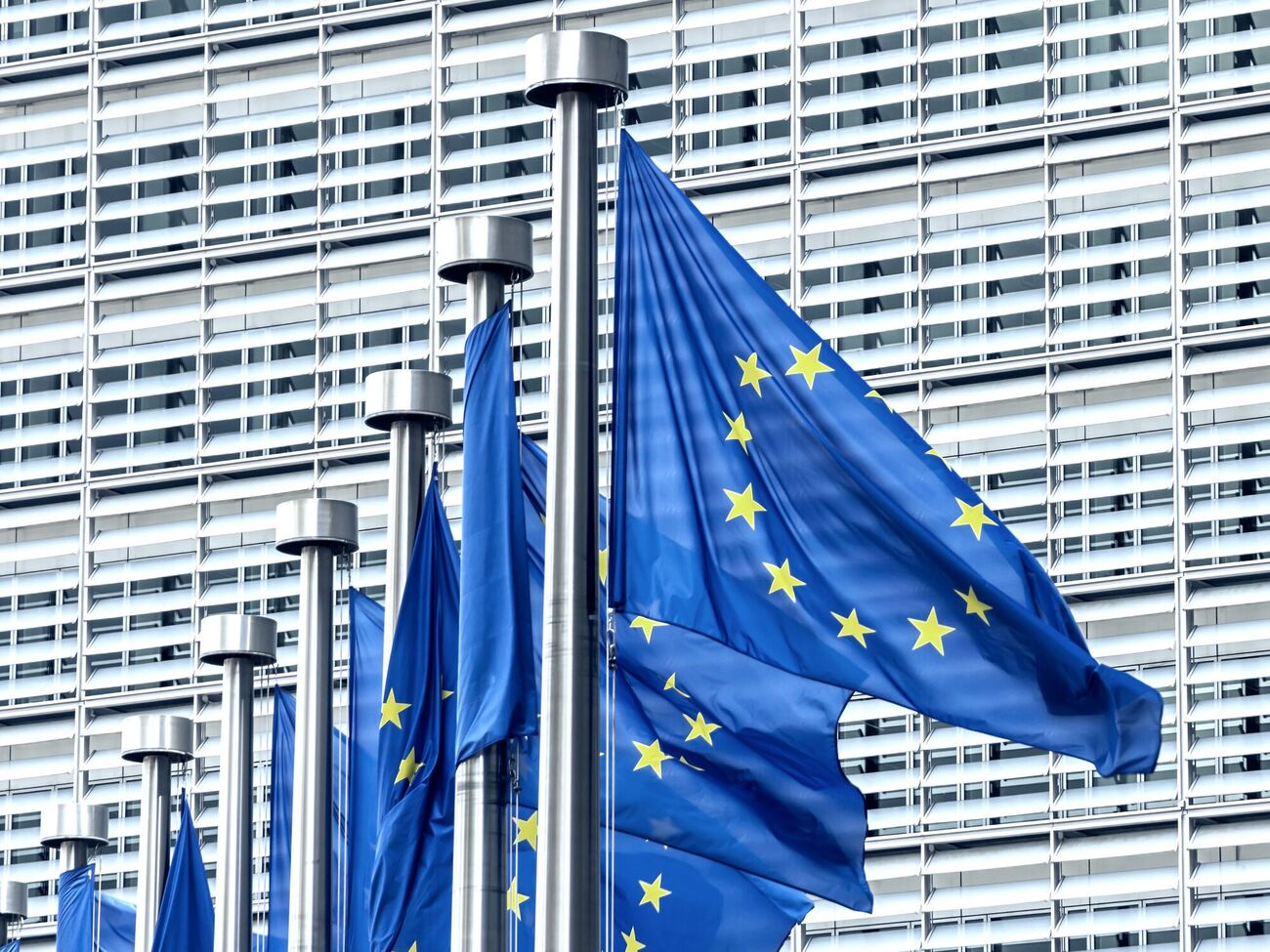 Співрозмовники Euractiv стверджують, що в ЄС є кілька варіантів для забезпечення фінансування України