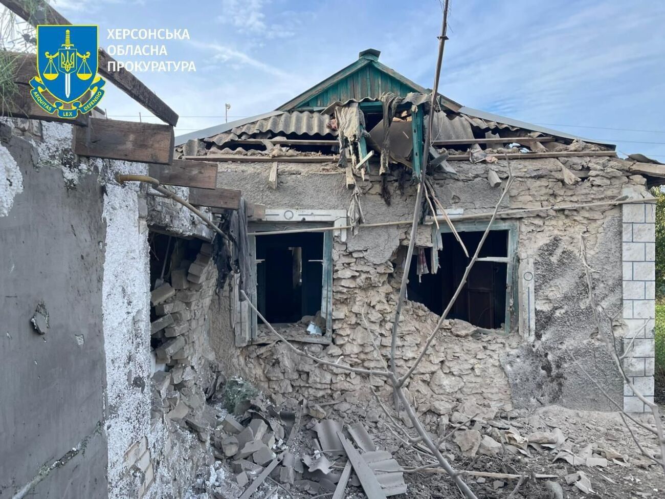 Оккупанты разрушили дом и убили гражданского в Херсонской области