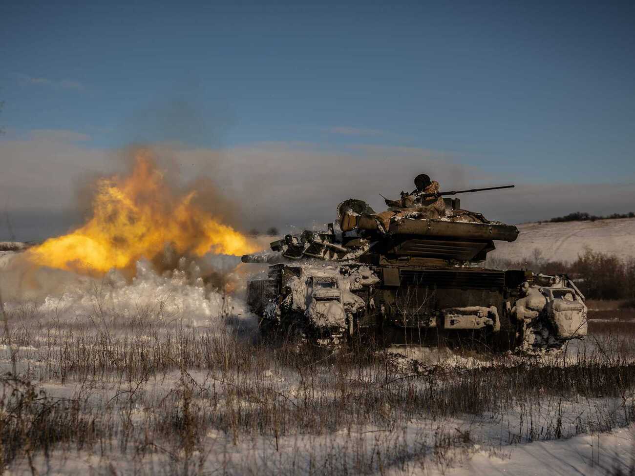 Сили оборони України на всіх напрямках утримують оборонні рубежі й завдають окупантам значних втрат, зазначив Сирський