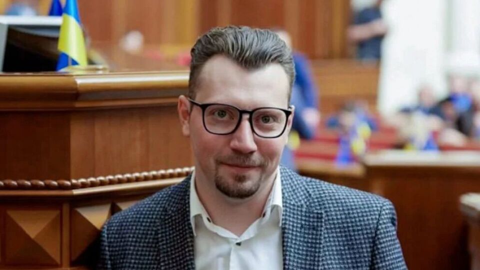 Віталій Безгін у парламенті входить до президентської фракції "Слуга народу"