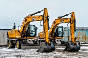 До пакету безоплатної техніки входять автопідйомники, навантажувачі, екскаватори, свердлильні верстати на магнітній підставці й гідродомкрати
