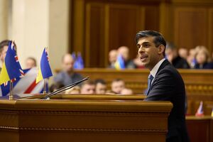 Якщо Росія колись знову вторгнеться в Україну, Великобританія прийде на допомогу, зазначив Сунак