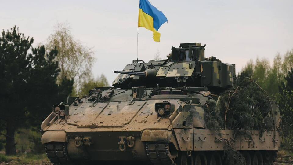 Екіпаж 47-ї ОМБр на Bradley вивів із ладу систему російського танка, зазначили в українській бригаді