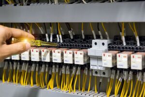 Для определения территорий, где нельзя взимать задолженность и отключать от электроснабжения, будут пользоваться реестром Минреинтеграции