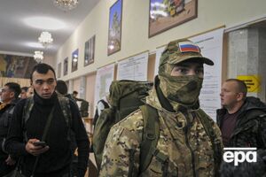 Россиян в кризисных регионах мотивируют идти воевать зарплатами, говорят в ГУР