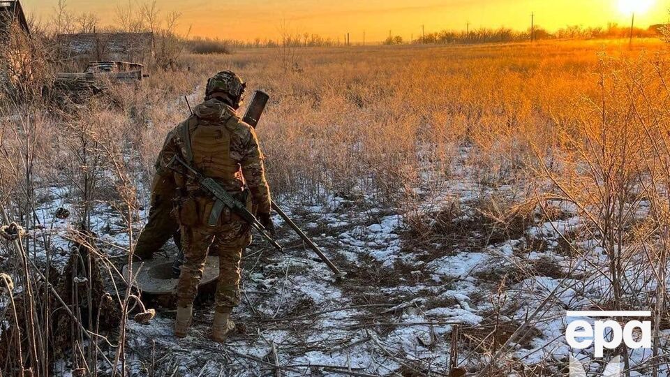 Воины обнаружили группу врага с помощью разведывательного дрона и ударили по ней